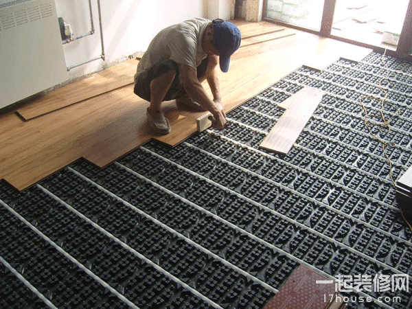 科技为先的新地暖——干式地暖 科技为先的新地暖——干式地暖
